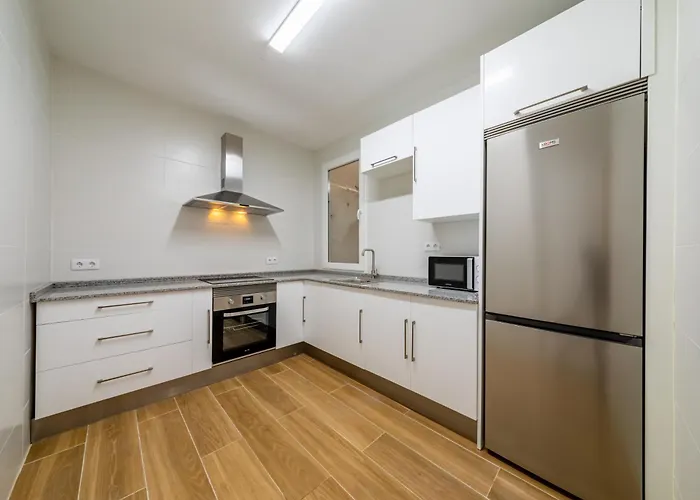 Dentro De La Muralla De Lugo, Rua Nova Lugo